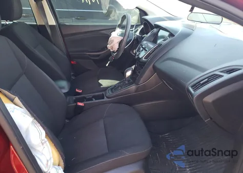 2017 Ford Focus Sel z USA, uszkodzony, nr VIN 1FADP3H23HL228126